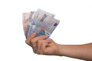 Rychlá půjčka: Kdy se vyplatí a kdy ji raději nebrat?